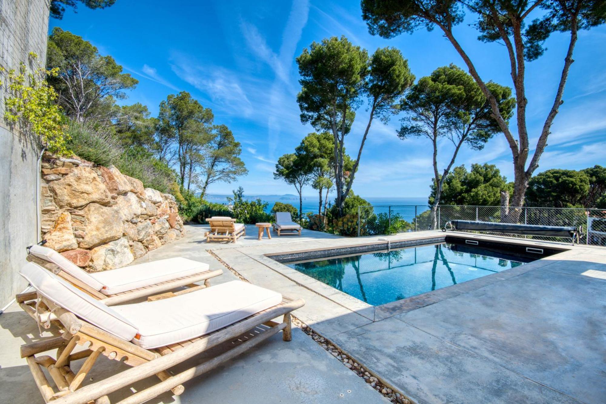 Lujosa Villa De Diseno Con Vistas A Sa Riera Begur Oda fotoğraf