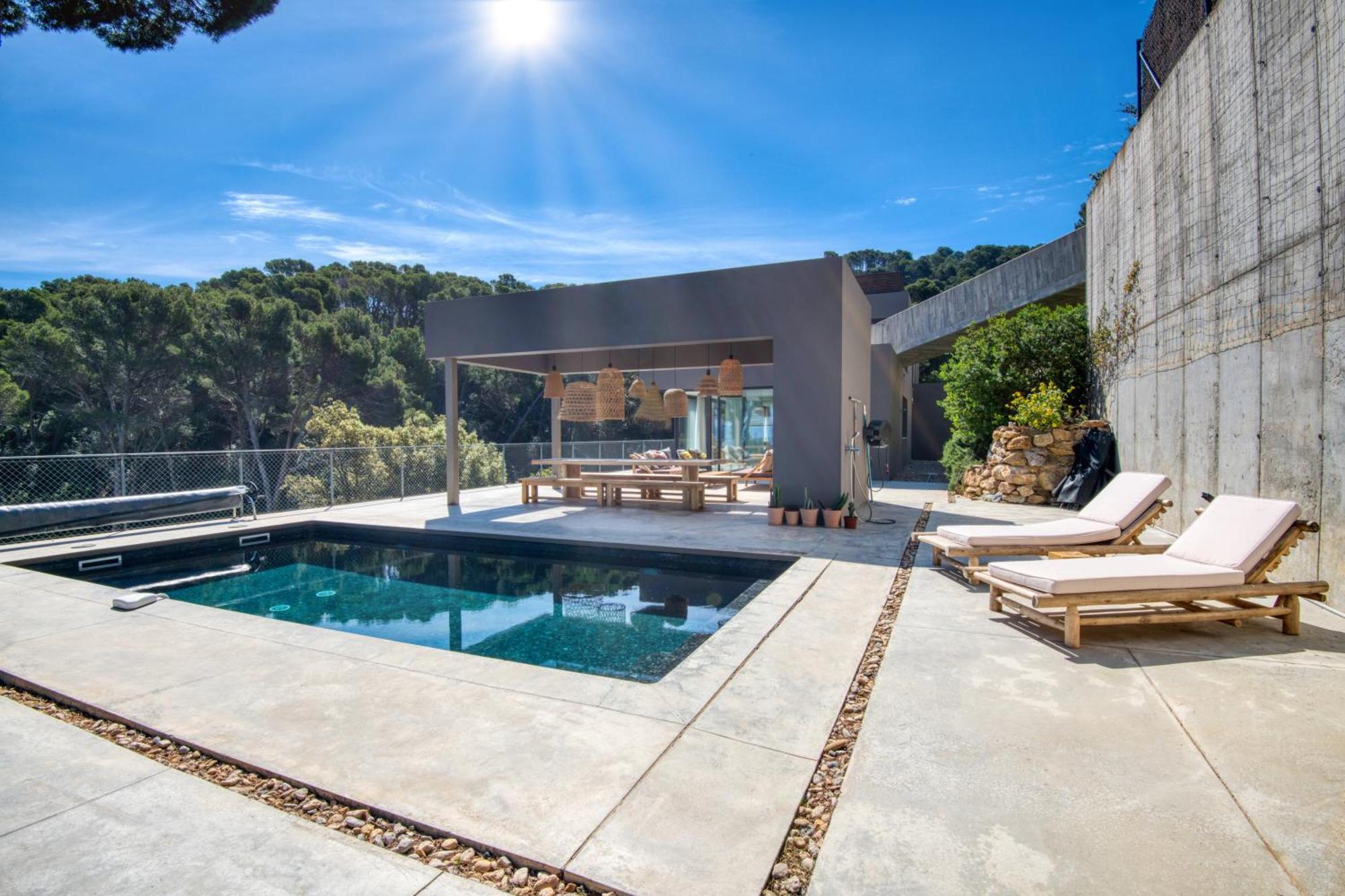 Lujosa Villa De Diseno Con Vistas A Sa Riera Begur Oda fotoğraf